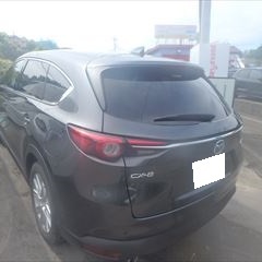 マツダのCX-8　傷の修理方法と費用　左リアドア・左リアフェンダ板金塗装　作業工賃＋塗装費用185,000円