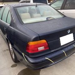 BMW5シリーズ（GH-DT30）：傷、ヘコミの修理方法　リアバンパー　他ショートパーツ　取替　